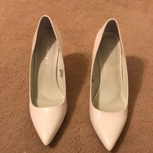 Madden girl white wedges